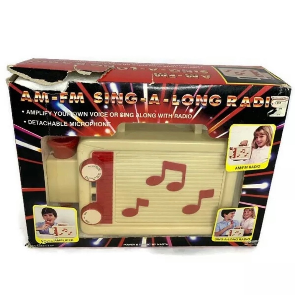 Vintage Montgomery Ward AM/FM Sing-A-Long Radio Brand New